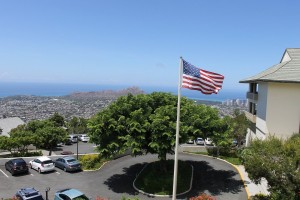 Maunalani Flag